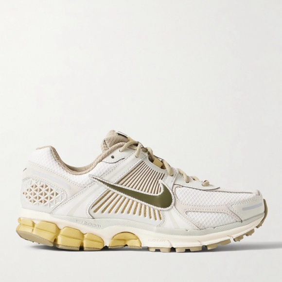 Nike Other - Nike Zoom Vomero 5 Sneakers Men’s White Khaki Mesh Running Shoes Retro Trainer